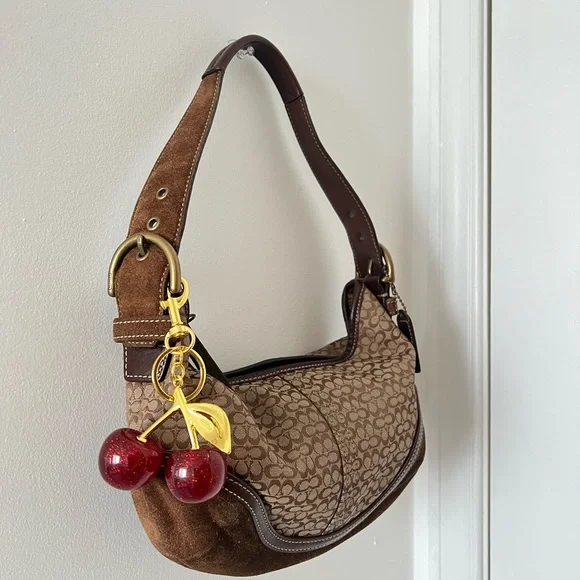 Coach Bag - Picture 3 of 9